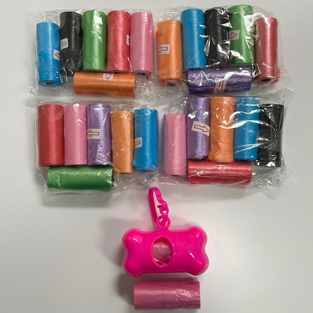 DOGGIE POOP BAGS & DISPENSER